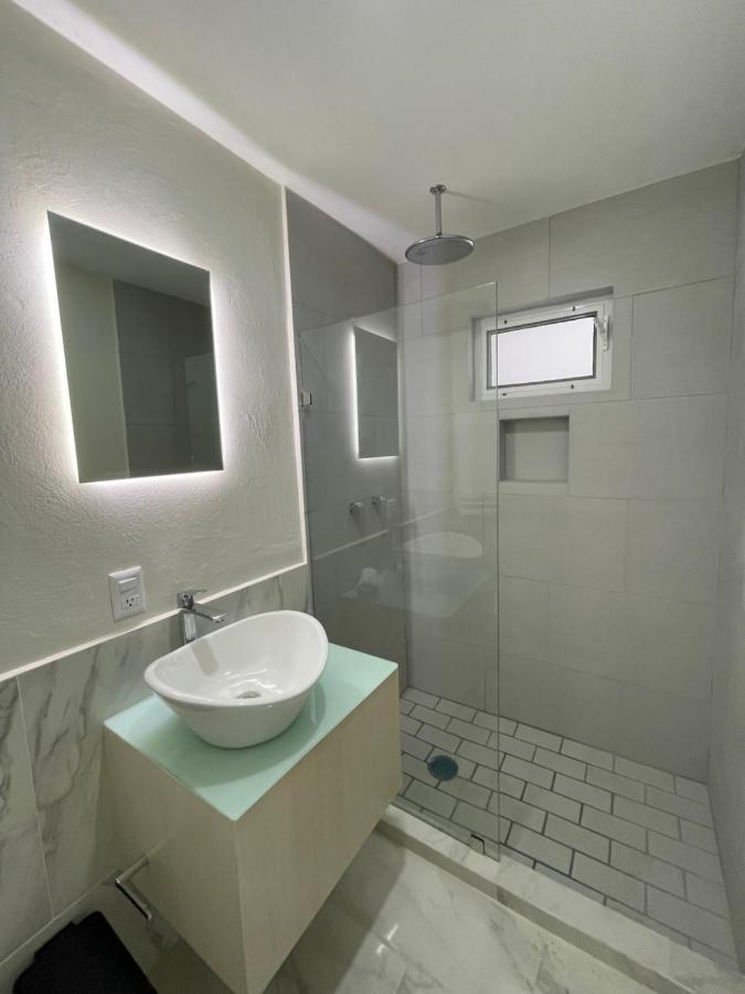 Constanza Lofts Executives En Zapopan Jalisco Aparthotel Ngoại thất bức ảnh